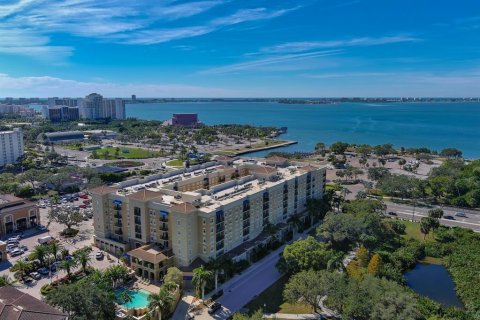 Condominio en Sarasota, Florida, 2 dormitorios № 2312362