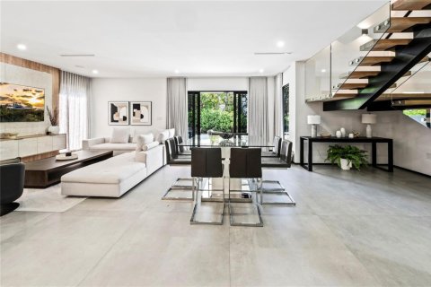Casa en venta en Fort Lauderdale, Florida, 6 dormitorios, 332.68 m2 № 2180535 - foto 12