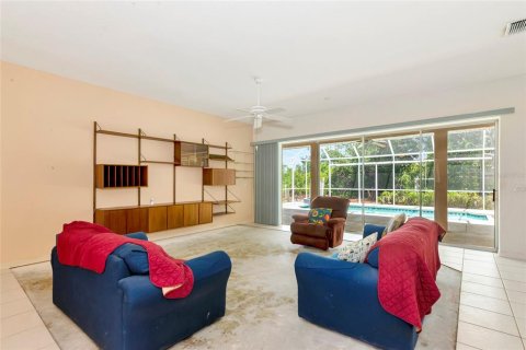House in Sarasota, Florida 3 bedrooms, 211.72 sq.m. № 1879116 - photo 4