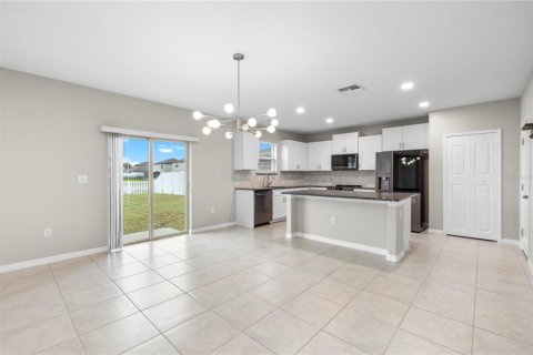 House in Riverview, Florida 4 bedrooms, 244.8 sq.m. № 2408717 - photo 5