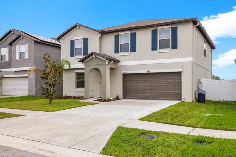 House in Riverview, Florida 4 bedrooms, 244.8 sq.m. № 2408717 - photo 2