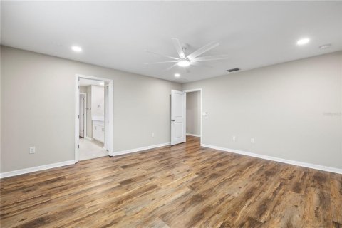 House in Riverview, Florida 4 bedrooms, 244.8 sq.m. № 2408717 - photo 29