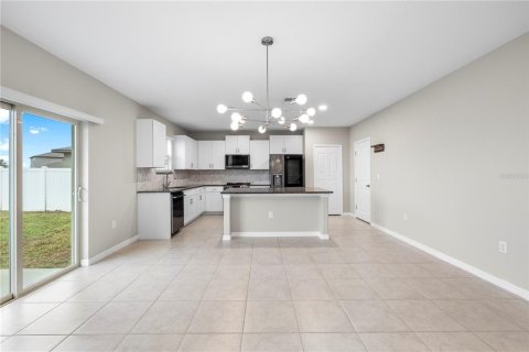 House in Riverview, Florida 4 bedrooms, 244.8 sq.m. № 2408717 - photo 13