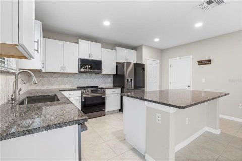 House in Riverview, Florida 4 bedrooms, 244.8 sq.m. № 2408717 - photo 8