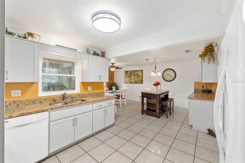 Casa en venta en Ocala, Florida, 2 dormitorios, 129.88 m2 № 2101528 - foto 25