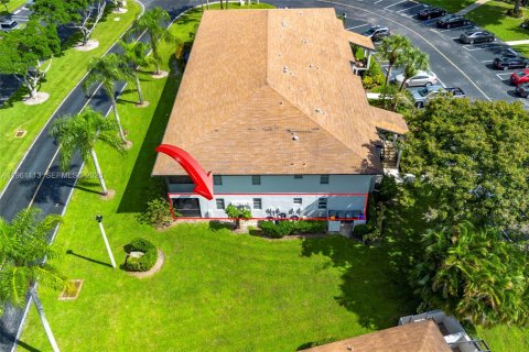 Condo in Delray Beach, Florida, 2 bedrooms  № 2244341 - photo 30