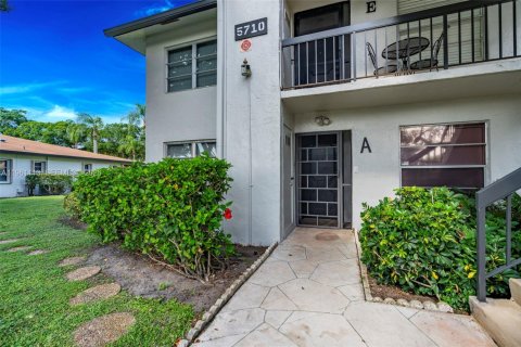 Condo in Delray Beach, Florida, 2 bedrooms  № 2244341 - photo 4