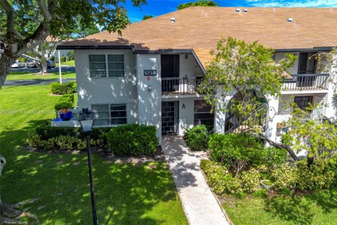 Condo in Delray Beach, Florida, 2 bedrooms  № 2244341 - photo 27