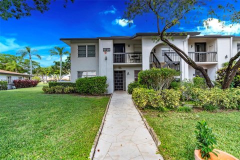 Condo in Delray Beach, Florida, 2 bedrooms  № 2244341 - photo 14