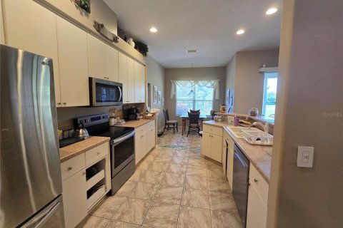 House in Leesburg, Florida 3 bedrooms, 158.96 sq.m. № 1743735 - photo 12