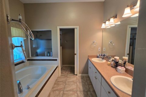 House in Leesburg, Florida 3 bedrooms, 158.96 sq.m. № 1743735 - photo 20