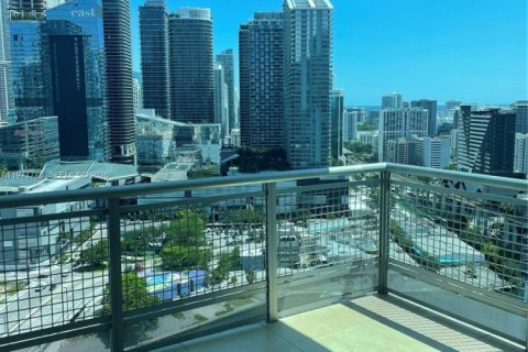 Condominio en venta en Miami, Florida, 1 dormitorio, 71.35 m2 № 2032428 - foto 25
