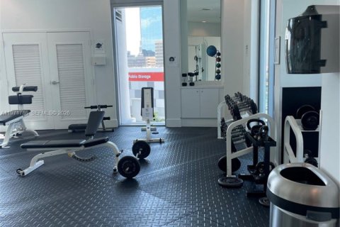 Condominio en venta en Miami, Florida, 1 dormitorio, 71.35 m2 № 2032428 - foto 7