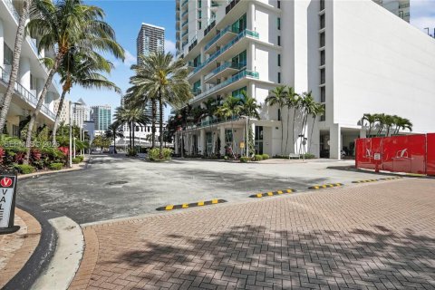 Copropriété à vendre à Miami, Floride: 1 chambre, 71.35 m2 № 2032428 - photo 30