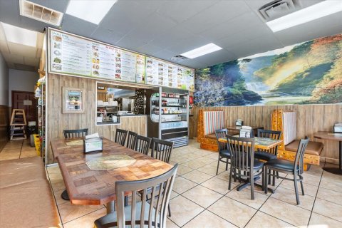 Propiedad comercial en venta en Orlando, Florida, 111.48 m2 № 2166402 - foto 20