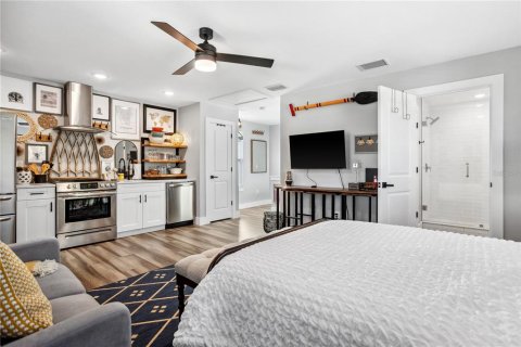 Apartamento en alquiler en Saint Petersburg, Florida, 1 habitación, 44.59 m2 № 2095318 - foto 13