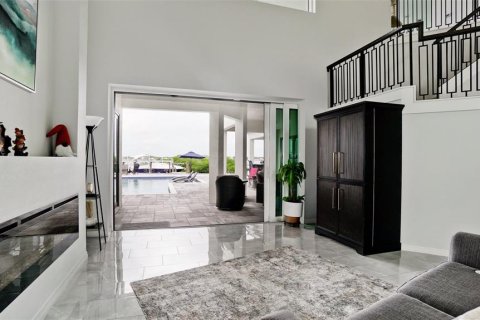 House in Bradenton, Florida 5 bedrooms, 443.14 sq.m. № 1725825 - photo 19
