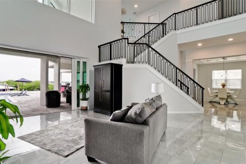 House in Bradenton, Florida 5 bedrooms, 443.14 sq.m. № 1725825 - photo 18