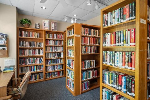 Купить кондоминиум в Сарасота, Флорида 5 комнат, 104.7м2, № 2098870 - фото 28