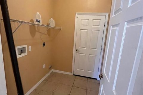 House in Kissimmee, Florida 4 bedrooms, 196.67 sq.m. № 1740276 - photo 30