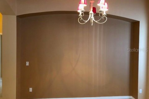 House in Kissimmee, Florida 4 bedrooms, 196.67 sq.m. № 1740276 - photo 5