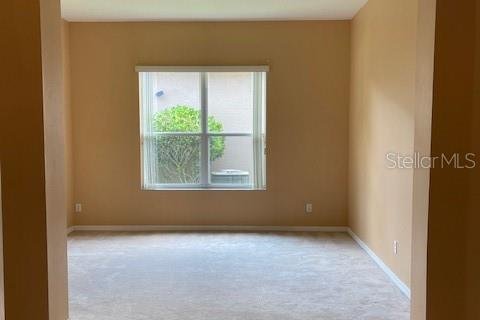 House in Kissimmee, Florida 4 bedrooms, 196.67 sq.m. № 1740276 - photo 17