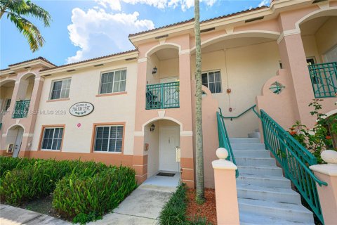 Condominio en alquiler en Pembroke Pines, Florida, 2 dormitorios, 75.72 m2 № 2055456 - foto 24