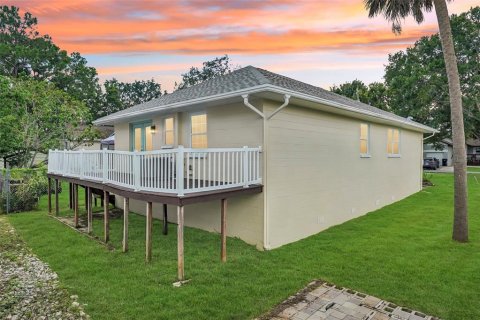 House in Tampa, Florida 3 bedrooms, 123.28 sq.m. № 1854649 - photo 18