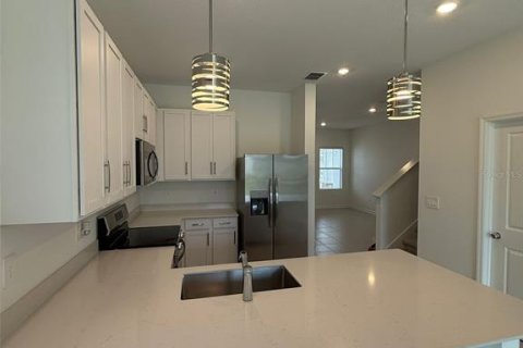 Adosado en alquiler en Kissimmee, Florida, 3 dormitorios, 156.91 m2 № 1913971 - foto 15
