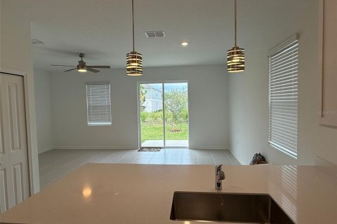 Adosado en alquiler en Kissimmee, Florida, 3 dormitorios, 156.91 m2 № 1913971 - foto 10