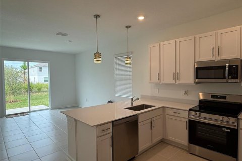 Adosado en alquiler en Kissimmee, Florida, 3 dormitorios, 156.91 m2 № 1913971 - foto 8