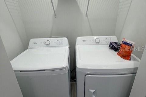 Adosado en alquiler en Kissimmee, Florida, 3 dormitorios, 156.91 m2 № 1913971 - foto 23
