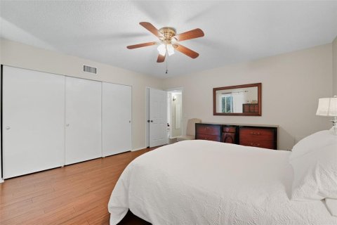 Condo in Clearwater, Florida, 2 bedrooms  № 1914148 - photo 18