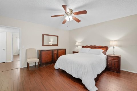 Condo in Clearwater, Florida, 2 bedrooms  № 1914148 - photo 16