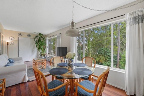 Condo in Clearwater, Florida, 2 bedrooms  № 1914148 - photo 12