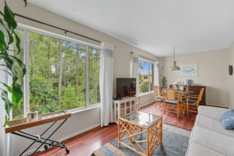 Condo in Clearwater, Florida, 2 bedrooms  № 1914148 - photo 14