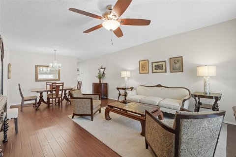 Condo in Clearwater, Florida, 2 bedrooms  № 1914148 - photo 4