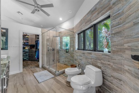 Villa ou maison à vendre à Miami, Floride: 4 chambres, 74.69 m2 № 1864775 - photo 18