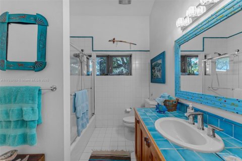 Villa ou maison à vendre à Miami, Floride: 4 chambres, 74.69 m2 № 1864775 - photo 25