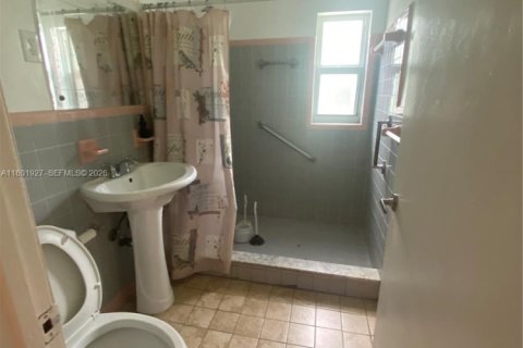 Villa ou maison à vendre à Fort Lauderdale, Floride: 3 chambres, 178.28 m2 № 2268393 - photo 13