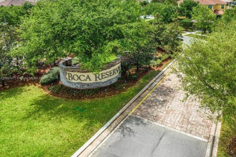 House in Boca Raton, Florida 5 bedrooms, 386.47 sq.m. № 1924926 - photo 21