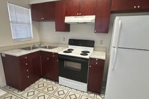 House in Saint Petersburg, Florida 2 bedrooms, 72.46 sq.m. № 1879133 - photo 17