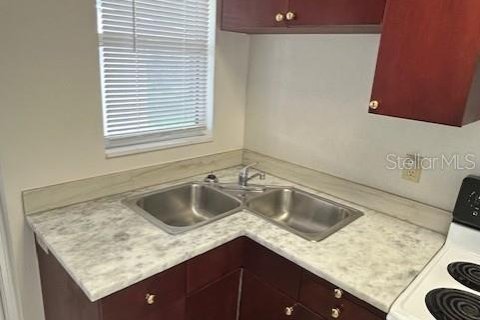 House in Saint Petersburg, Florida 2 bedrooms, 72.46 sq.m. № 1879133 - photo 16