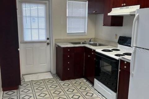 House in Saint Petersburg, Florida 2 bedrooms, 72.46 sq.m. № 1879133 - photo 20