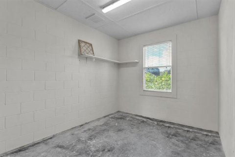 House in Haines City, Florida 3 bedrooms, 210.98 sq.m. № 2217416 - photo 28
