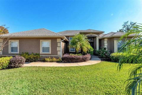 House in Haines City, Florida 3 bedrooms, 210.98 sq.m. № 2217416 - photo 19
