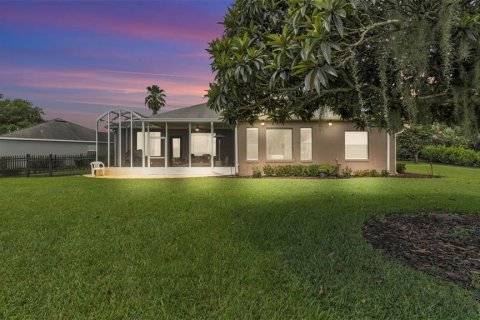 House in Haines City, Florida 3 bedrooms, 210.98 sq.m. № 2217416 - photo 20