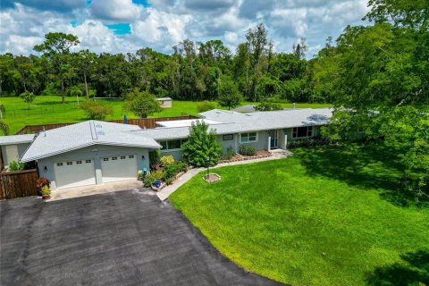 House in Sarasota, Florida 3 bedrooms, 223.71 sq.m. № 1852684 - photo 25