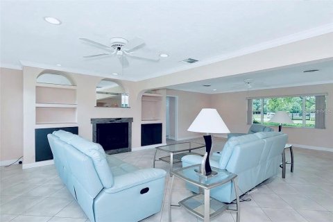 House in Sarasota, Florida 3 bedrooms, 223.71 sq.m. № 1852684 - photo 12
