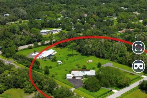 House in Sarasota, Florida 3 bedrooms, 223.71 sq.m. № 1852684 - photo 15